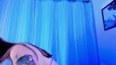 Andy bluee  online show from 02/12/25, 07:34