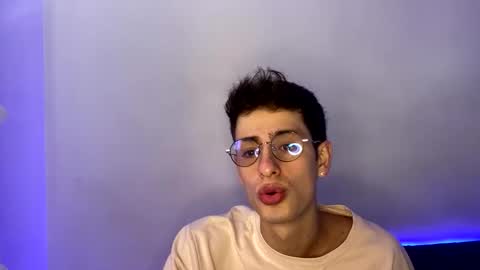 Snapshot of andy_collins__ chatting on 02/26/25, 08:00 andy_collins__ online show from 02/26/25, 08:00