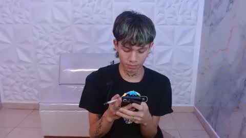 andy_dan1 online show from 03/18/26, 08:01