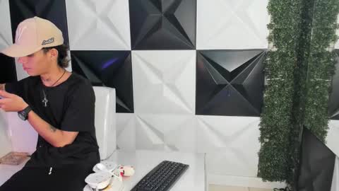 andy_dan1 online show from 03/26/26, 09:09