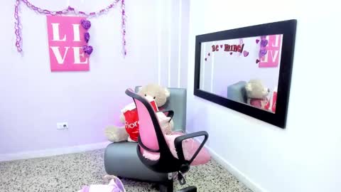 Andrea online show from 02/18/25, 11:22