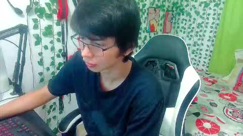 Snapshot of andy_gray01 chatting on 02/06/26, 12:30 Andy Gray online show from 02/06/26, 12:30