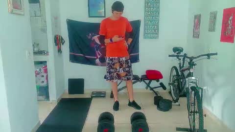 Snapshot of andy_gray01 chatting on 02/18/26, 01:40 Andy Gray online show from 02/18/26, 01:40