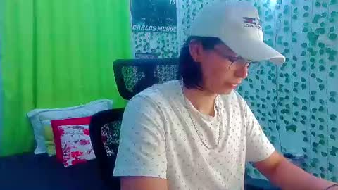 Snapshot of andy_gray01 chatting on 07/09/26, 11:58 Andy Gray online show from 07/09/26, 11:58