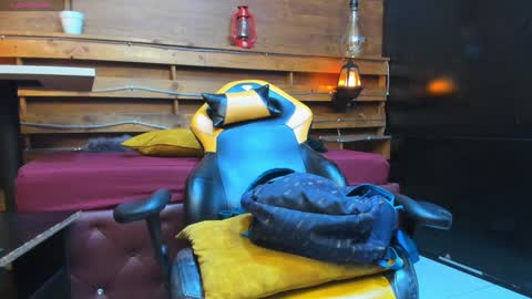 andres online show from 12/19/24, 01:18