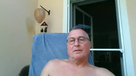 Snapshot of andybayern chatting on 07/09/26, 04:11 andybayern online show from 07/09/26, 04:11
