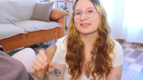 Cherry online show from 12/01/25, 03:17