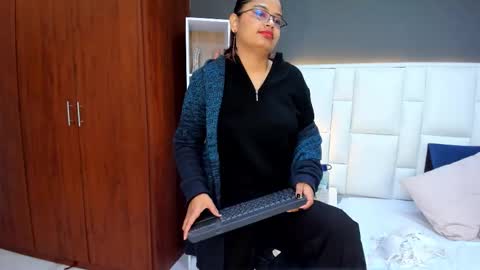 Andy D online show from 10/13/25, 02:17