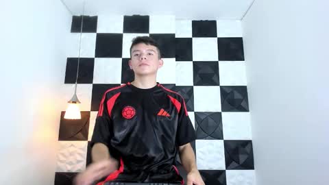 andyfame11 online show from 11/17/25, 06:57