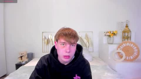 Mandy and Andy online show from 10/16/25, 07:26