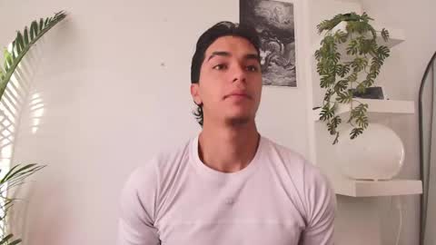 Snapshot of andypalmerr chatting on 05/23/26, 12:20 andypalmerr online show from 05/23/26, 12:20