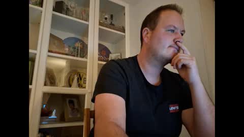 Snapshot of andypsilon88 chatting on 12/09/24, 06:01 ShortyfromS online show from 12/09/24, 06:01