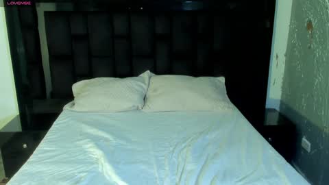 Snapshot of andywiills chatting on 12/28/24, 12:04 Andy online show from 12/28/24, 12:04