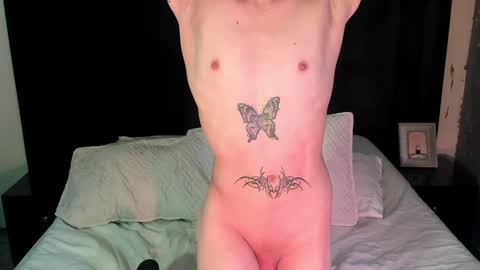 Snapshot of andywiills chatting on 02/05/25, 12:53 Andy online show from 02/05/25, 12:53