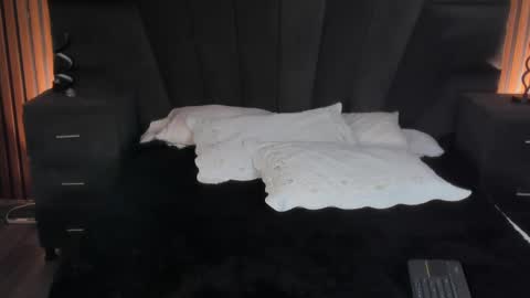 Snapshot of andywiills chatting on 11/23/25, 10:31 Andy online show from 11/23/25, 10:31