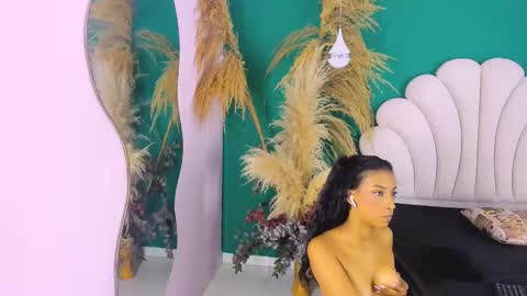 ANEE SAVAL online show from 02/18/25, 03:10