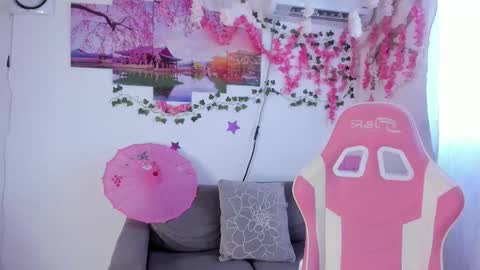          online show from 03/12/25, 01:19