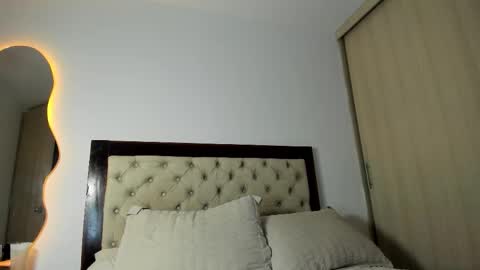          online show from 03/20/26, 05:12