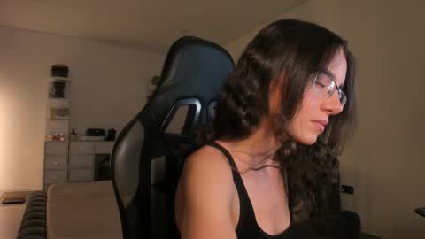      online show from 02/24/26, 03:48