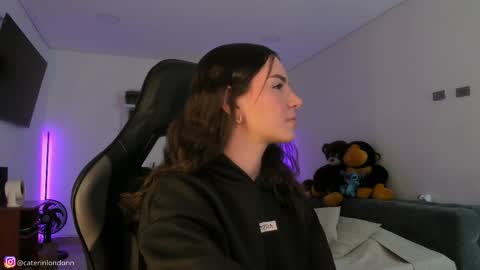      online show from 04/03/26, 03:26