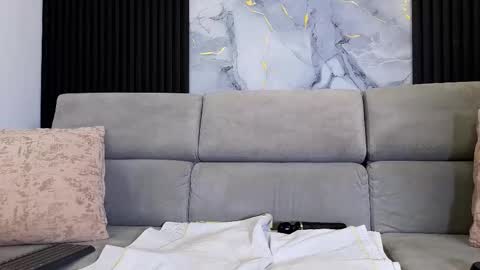 Anell online show from 02/25/26, 07:34