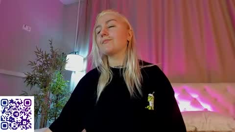 Snapshot of anet_dream chatting on 11/27/25, 04:31 Anet Dream online show from 11/27/25, 04:31