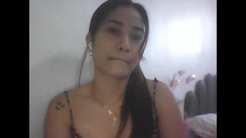Snapshot of ange011 chatting on 04/04/26, 07:17 ange011 online show from 04/04/26, 07:17