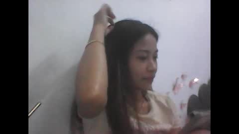 Snapshot of ange011 chatting on 04/13/26, 02:11 ange011 online show from 04/13/26, 02:11