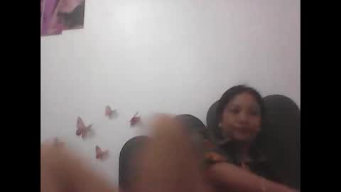 Snapshot of ange011 chatting on 04/16/26, 04:02 ange011 online show from 04/16/26, 04:02