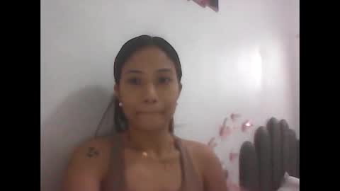 Snapshot of ange011 chatting on 04/25/26, 08:17 ange011 online show from 04/25/26, 08:17