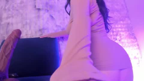 angeel___ online show from 01/15/26, 10:24