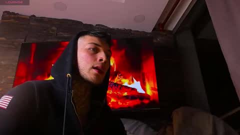 Angel online show from 10/05/25, 05:39