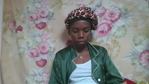 Snapshot of angeeliine chatting on 03/03/26, 01:23 angeeliine online show from 03/03/26, 01:23