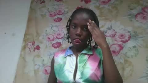 Snapshot of angeeliine chatting on 03/03/26, 05:08 angeeliine online show from 03/03/26, 05:08