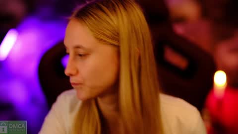 angeellina online show from 01/01/25, 10:56