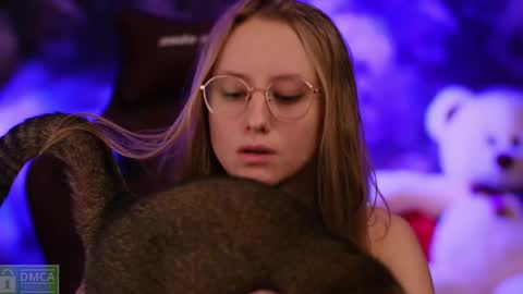 angeellina online show from 02/11/25, 10:18