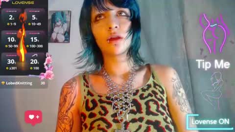 Snapshot of angel__dreams chatting on 06/19/26, 05:12 ANGEL online show from 06/19/26, 05:12