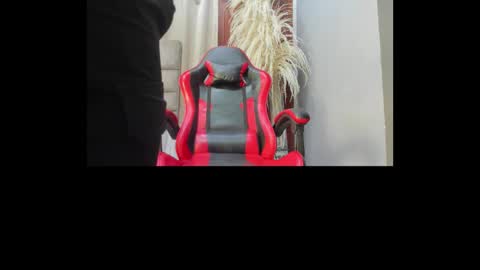 Angel online show from 10/12/25, 04:00