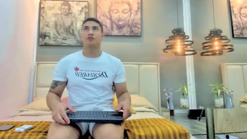 Angel online show from 02/08/26, 03:43