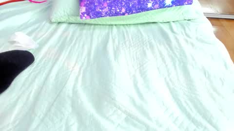  Angel  online show from 03/28/26, 05:40