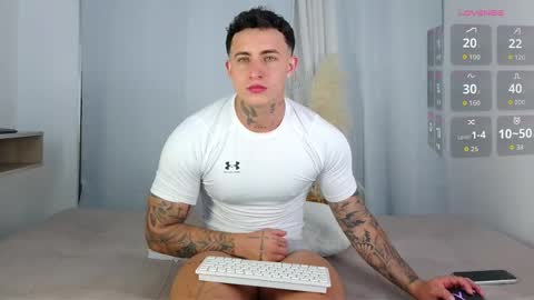 angel_boy01 online show from 06/03/26, 12:13