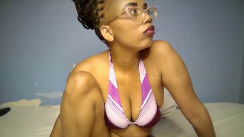 angel_cheupe online show from 01/15/26, 10:42