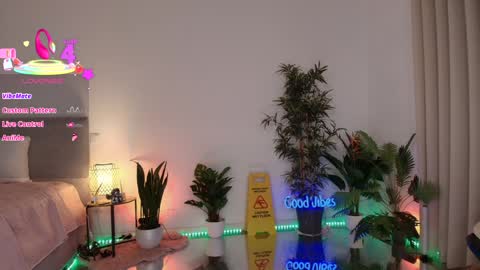 Patricia -  online show from 10/29/25, 10:17