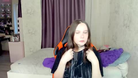 Fallen Angel online show from 10/11/25, 01:53