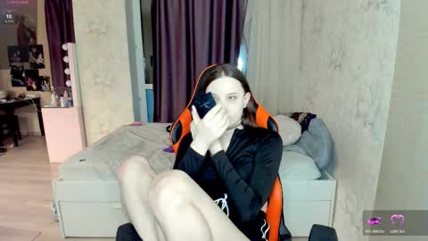 Fallen Angel online show from 11/22/25, 01:04