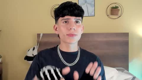 Angel online show from 02/14/26, 11:45