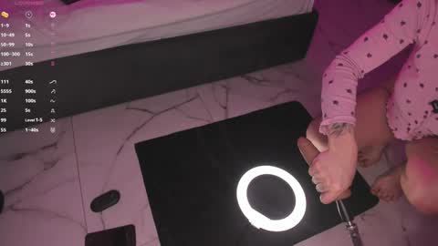 Viktoria online show from 12/19/25, 11:23