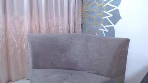 Snapshot of angel_girl10 chatting on 02/04/25, 03:11 Angel Girl online show from 02/04/25, 03:11