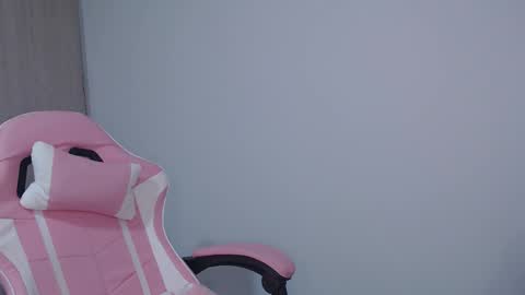 Angel Girl online show from 01/06/26, 12:03