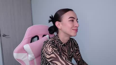 Angel Girl online show from 02/20/26, 09:04